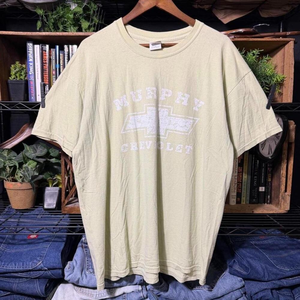 Vintage Y2K Murphy Chevrolet Faded Tee Chevy Cars Tan and White Shirt Mens XL